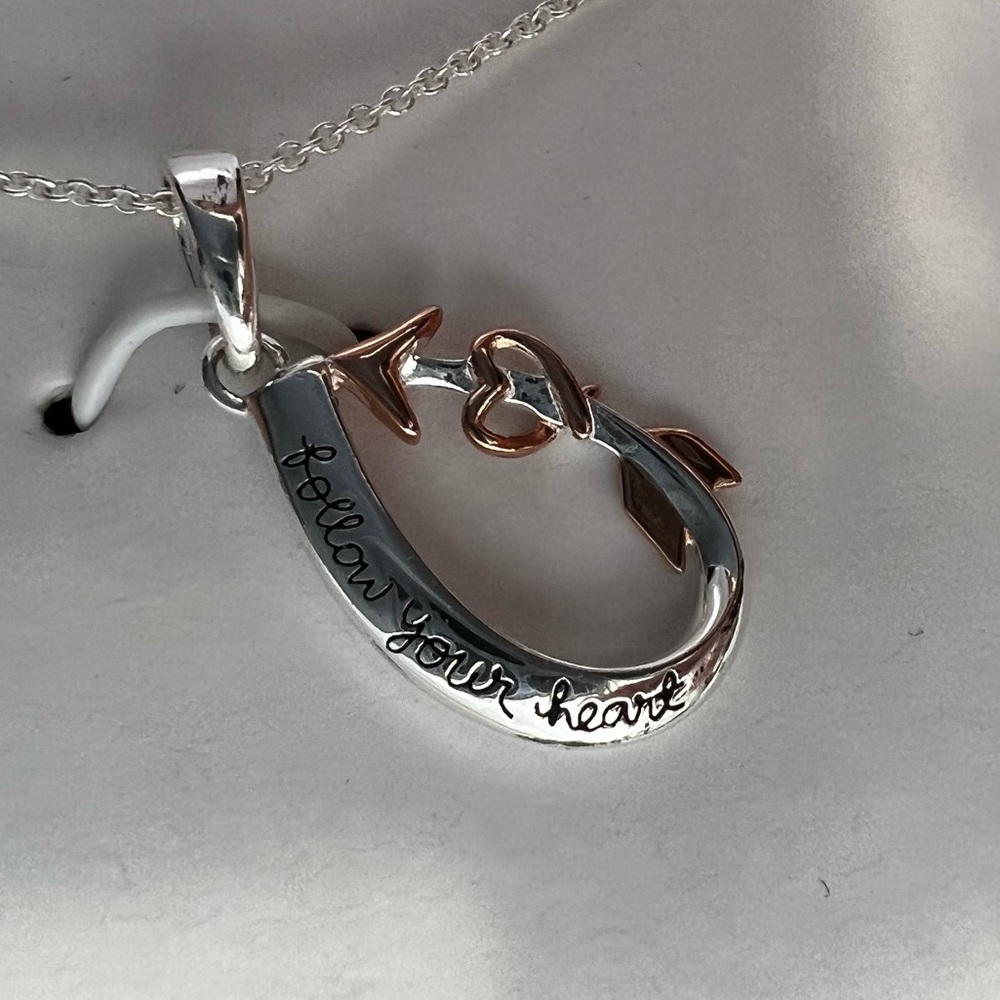 NEW! Dream big necklace “Follow your heart” inscription with an arrow